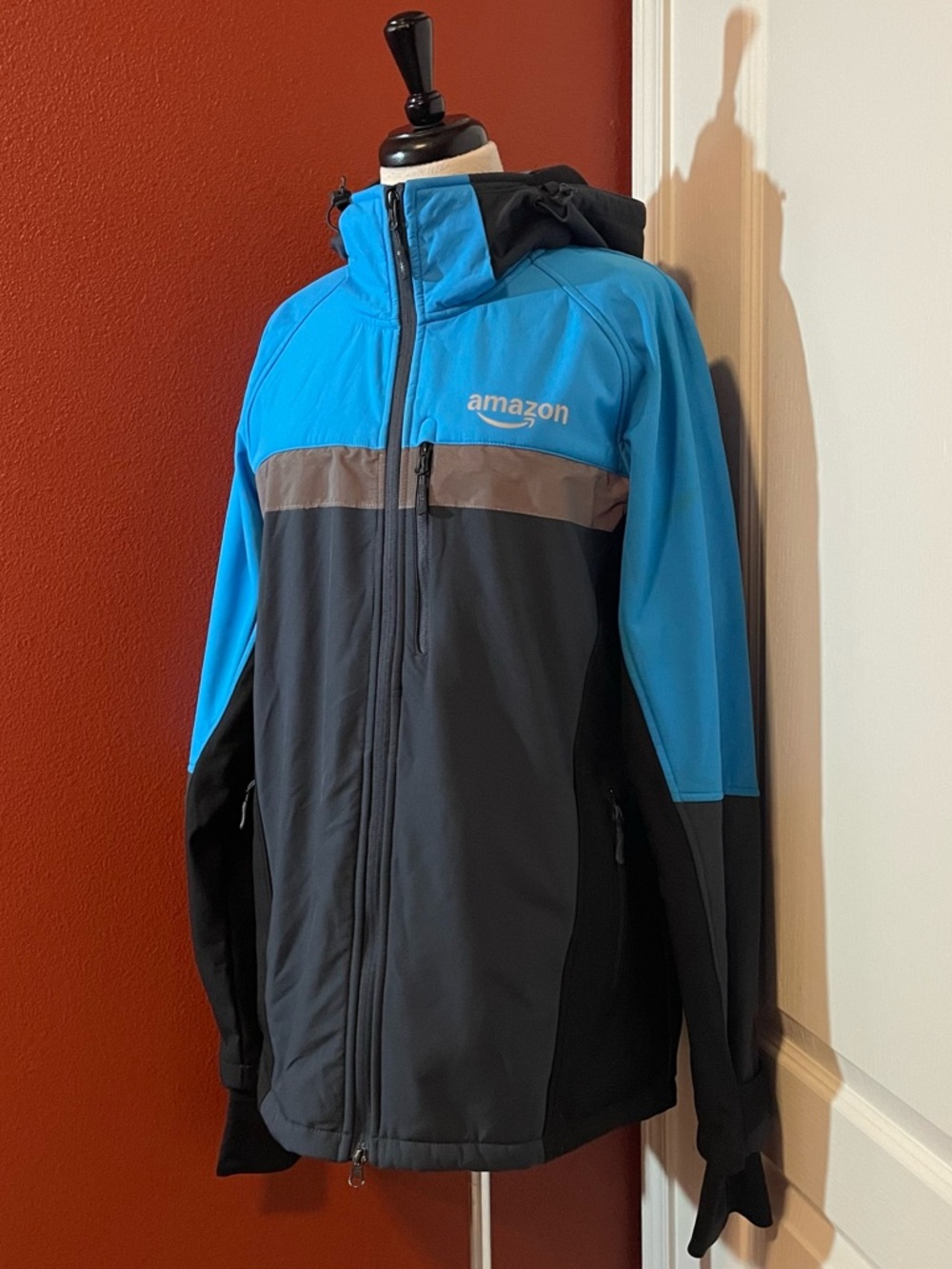 Amazon Prime Employee Men’s Reflective Rain Shell Delivery Luly Yang Work Jacket